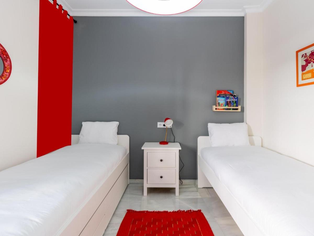Holi-Rent Penthouse Penuelas Sevilla Kültér fotó
